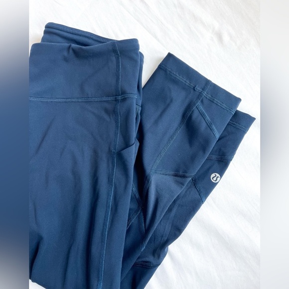 Lululemon cropped leggings - Picture 1 of 6